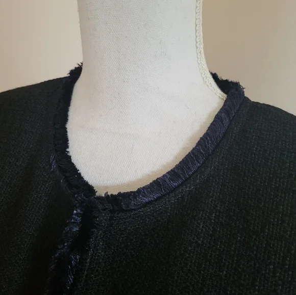 St. John Collection Boucle Wool Blend Fringe-Trim Blazer Black Navy Size 10 - Picture 7 of 12